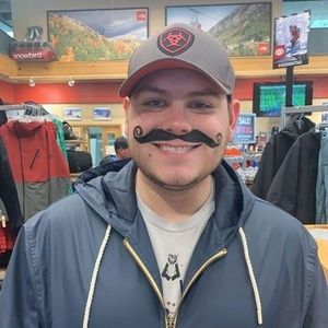 Meet your Posher, Kyle